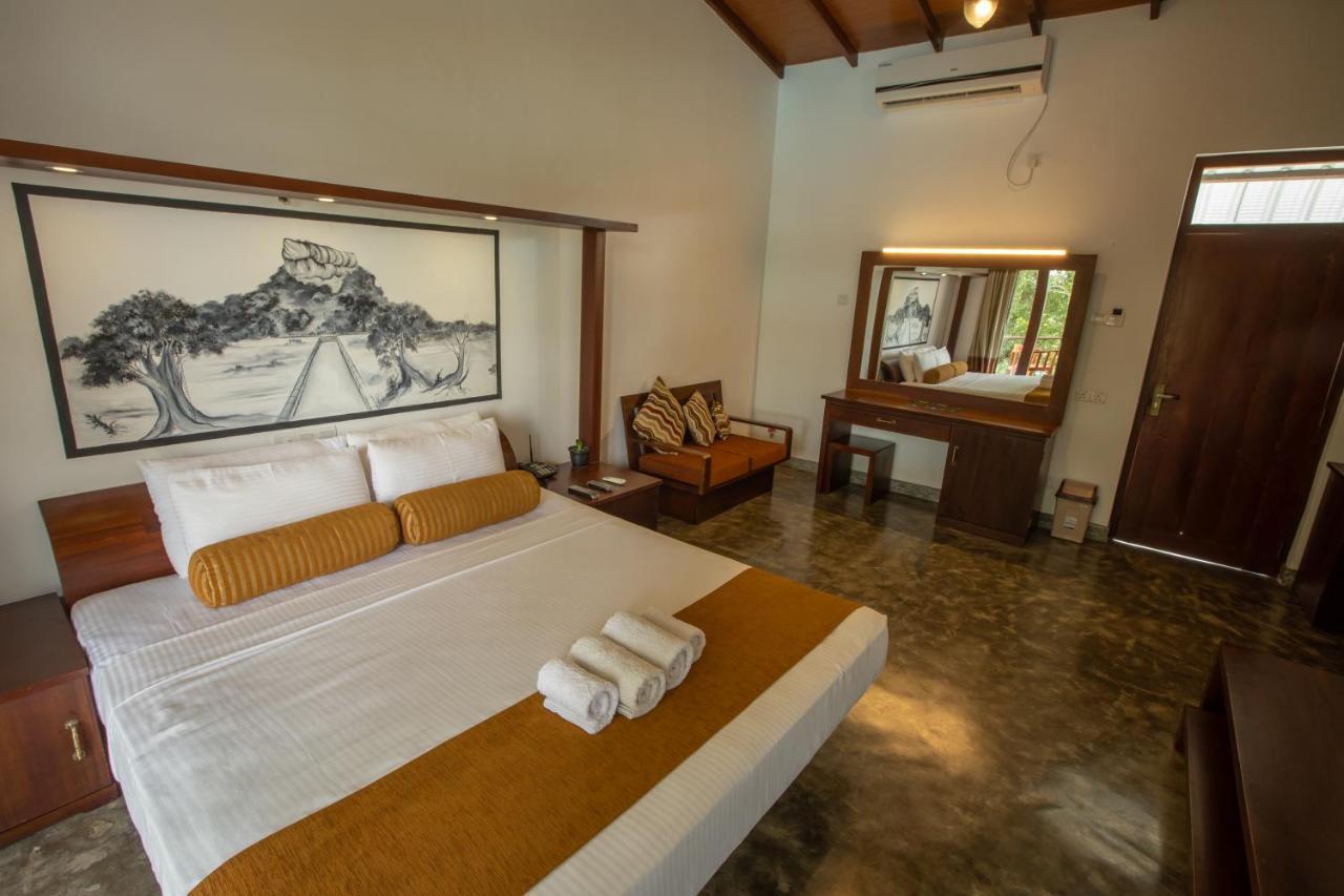 Sigiriya Wewa Addara Hotel - Hotel By The Lake Екстер'єр фото