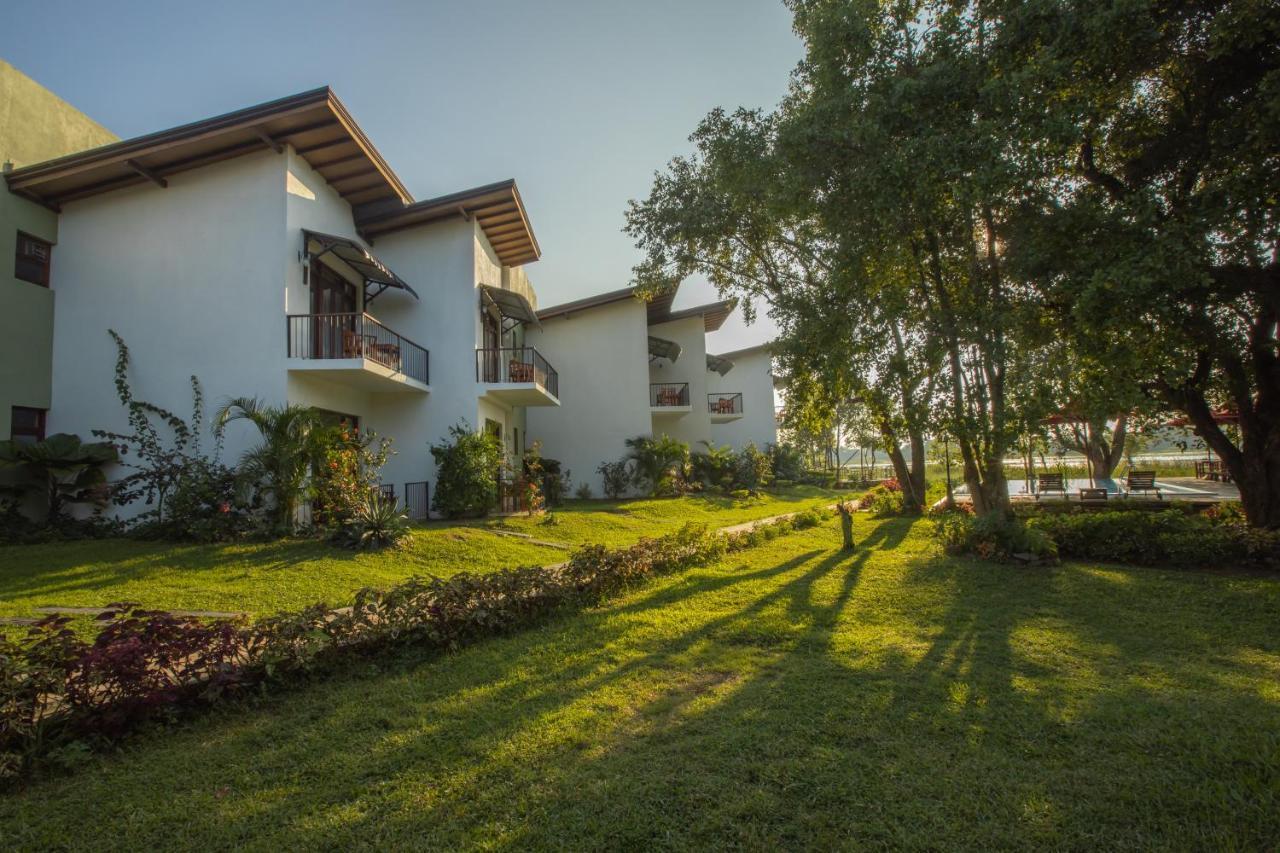 Sigiriya Wewa Addara Hotel - Hotel By The Lake Екстер'єр фото