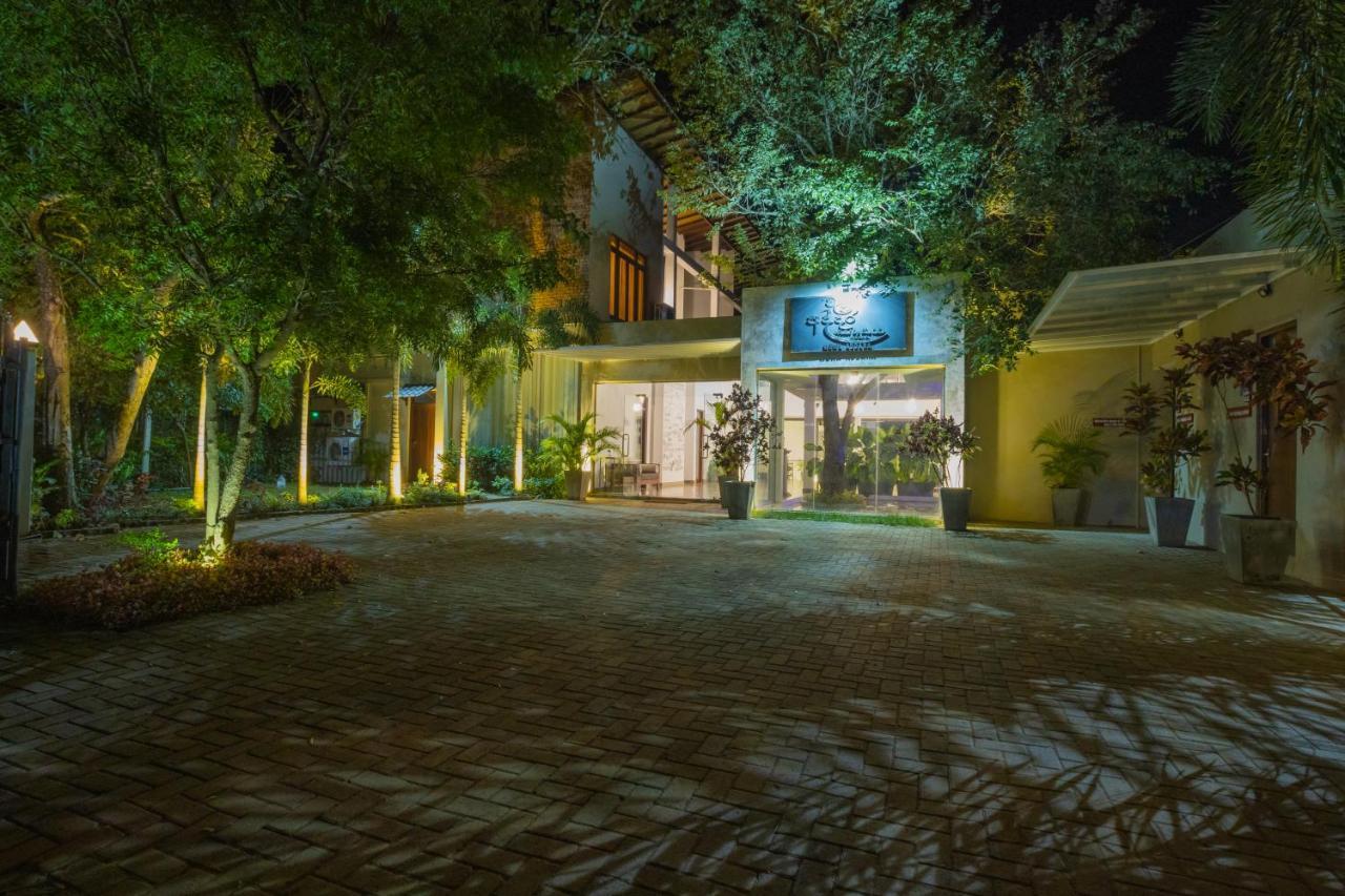 Sigiriya Wewa Addara Hotel - Hotel By The Lake Екстер'єр фото