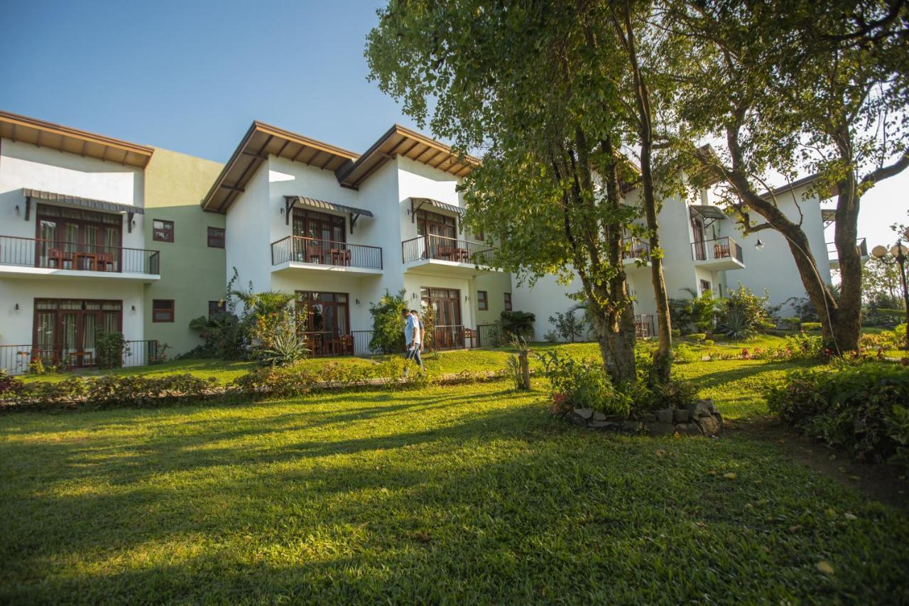 Sigiriya Wewa Addara Hotel - Hotel By The Lake Екстер'єр фото