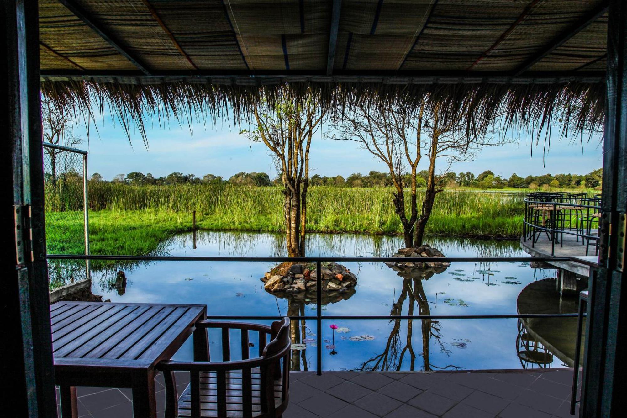 Sigiriya Wewa Addara Hotel - Hotel By The Lake Номер фото