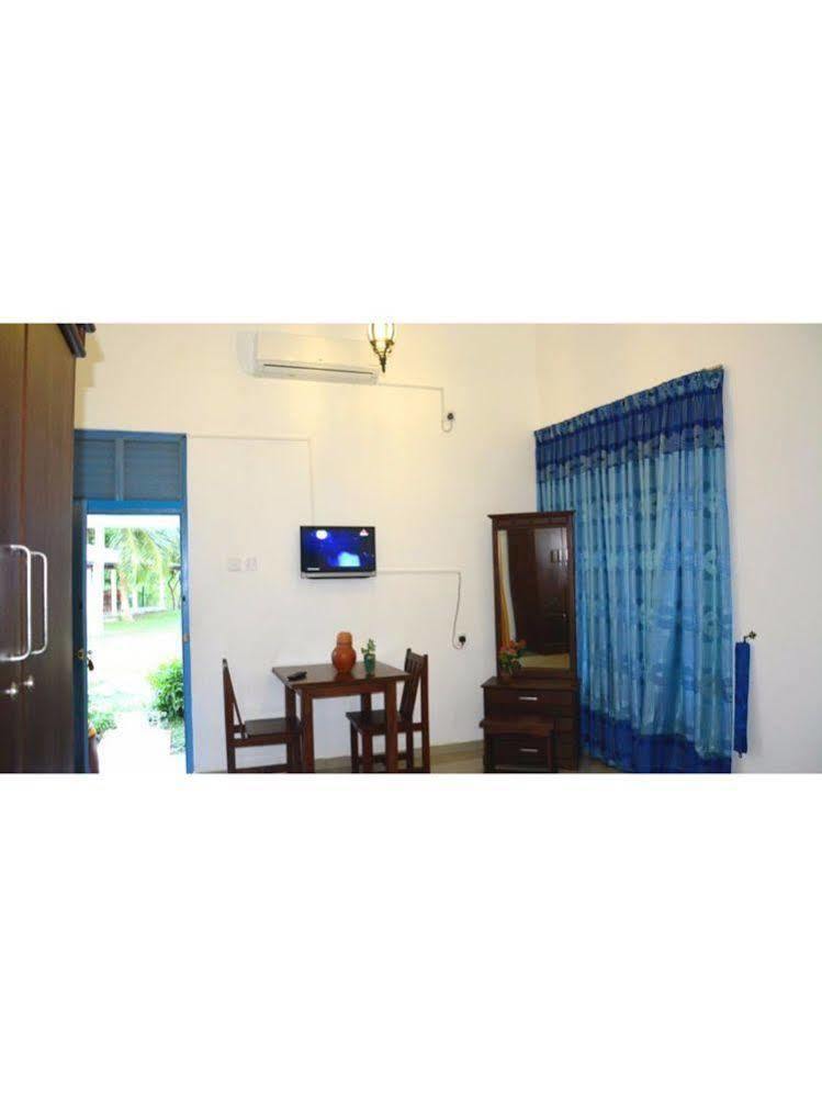 Sigiriya Wewa Addara Hotel - Hotel By The Lake Екстер'єр фото
